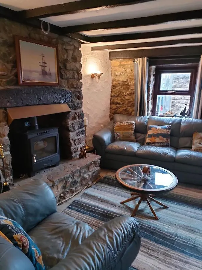 Holiday home Fishermen'S Cottage With Log Burner, 2 Bathrooms & Sea Views From Garden Terraces The Mumbles
